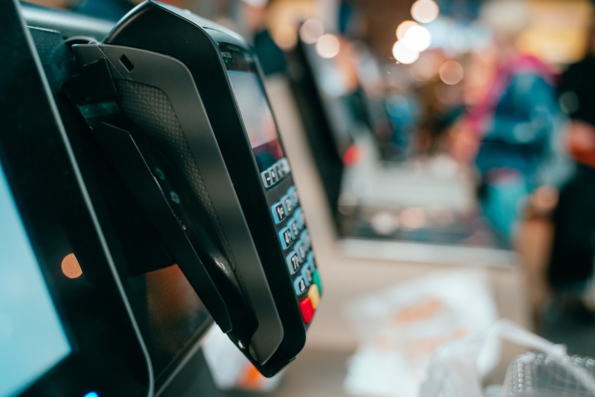 Comment choisir une caisse enregistreuse pour son commerce ?